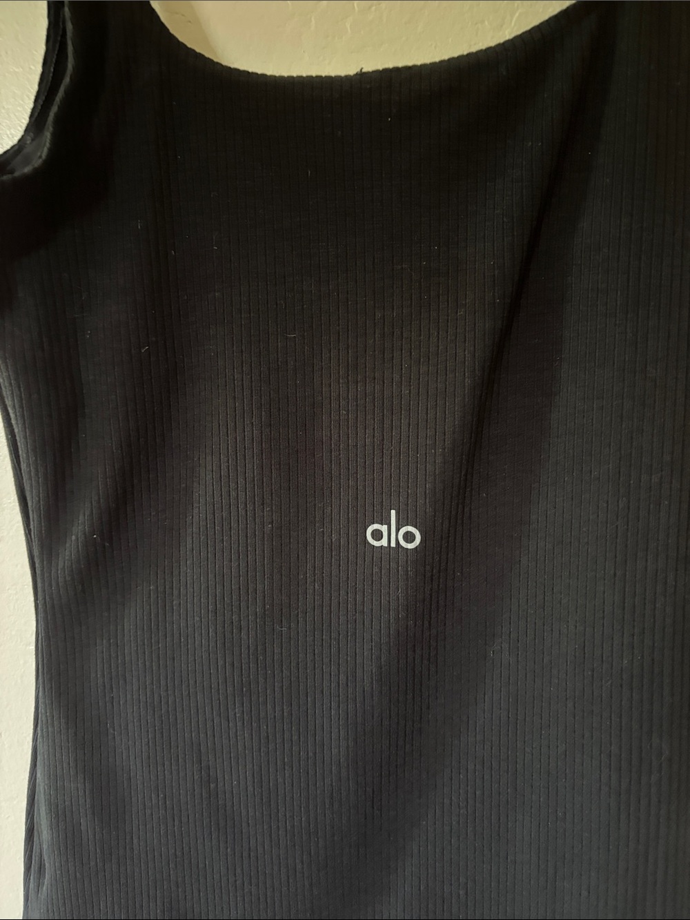 ALO Ribbed Minimalist Tank - Picture 4 of 5
